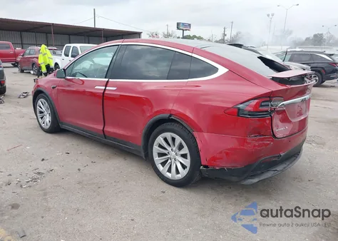 2018 Tesla Model X 100D/75D/P100D z USA, uszkodzony, nr VIN 5YJXCDE23JF087533